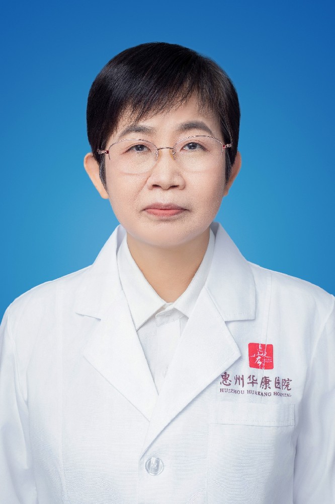 李少霞